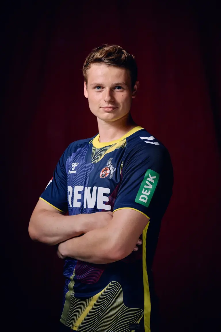 Jonas Urbig: Rising Star in Bayern Munich’s Goal