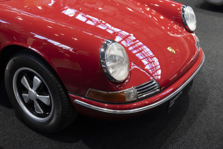 Understanding 911 Emergency Services in the UK