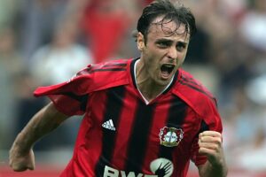 Dimitar Berbatov: A Spotlight on the Football Icon