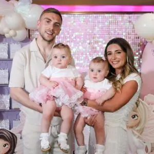 Dani Dyer: A Look at Her Life as a Mother