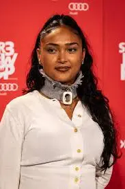 The Rise of Joy Crookes: A New Voice in UK Music