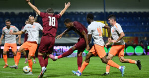 Metaloglobus Takes on CFR Cluj: A Key Clash in Romanian Football