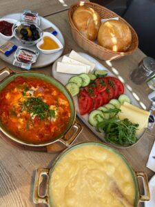 How to Find the Best Restaurant Near Me