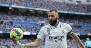 مباراة ريال سوسيداد ضد برشلونة: تحليل وأحداث رئيسية