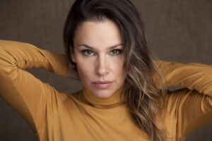 Angela Vergara: A Rising Star in Latin American Art