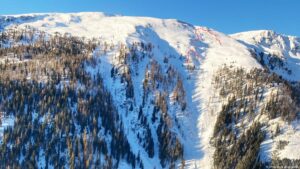 Understanding Recent Avalanches in Austria and Their Implications