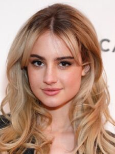 The Ascendance of Grace Van Patten in Modern Cinema