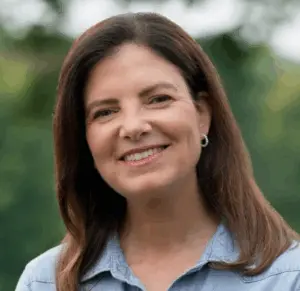 A Closer Look at Kelly Ayotte’s Political Journey