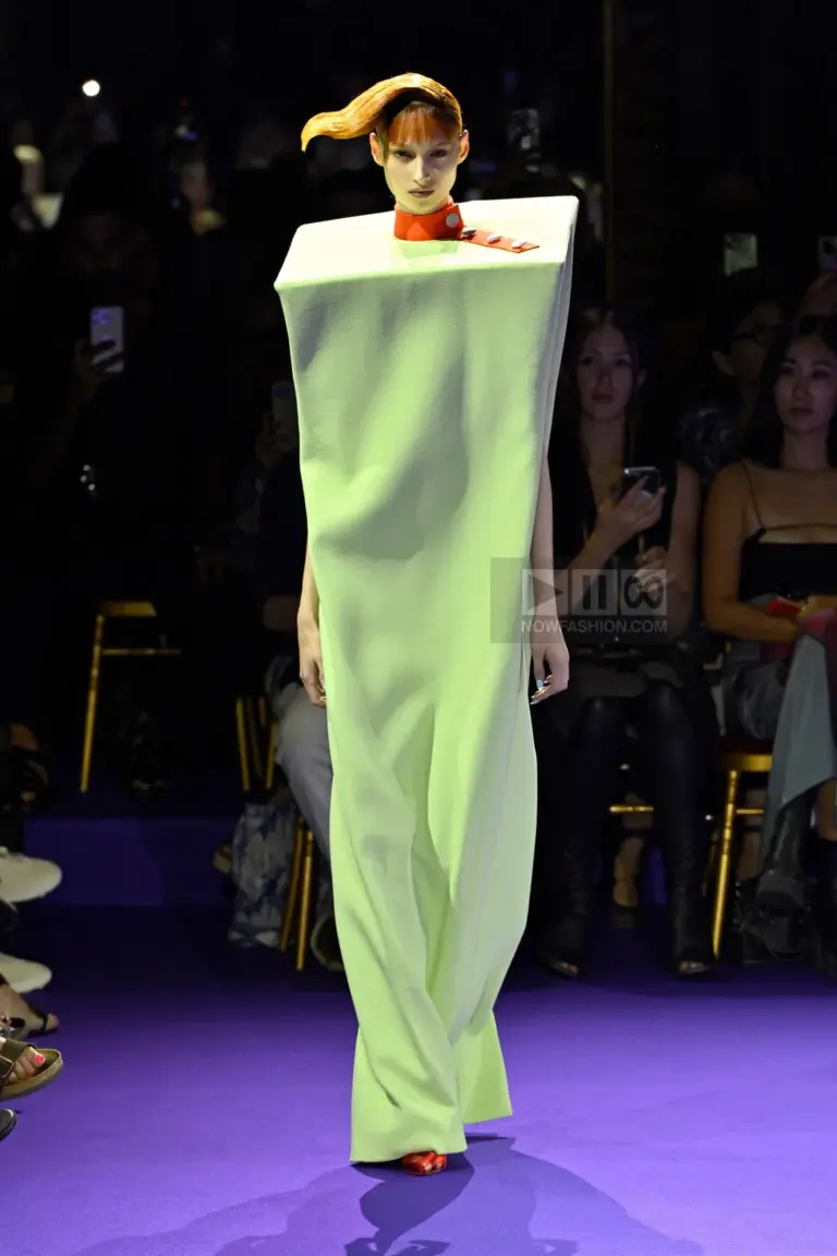 The Evolution of the Runway in Fashion Shows