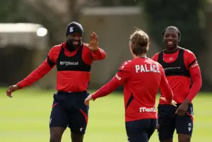 crystal palace vs aek larnaca — GH news