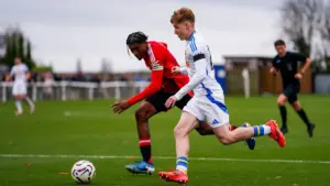 Man united vs leeds: Manchester United vs Leeds: A Historic Defeat at Old Trafford