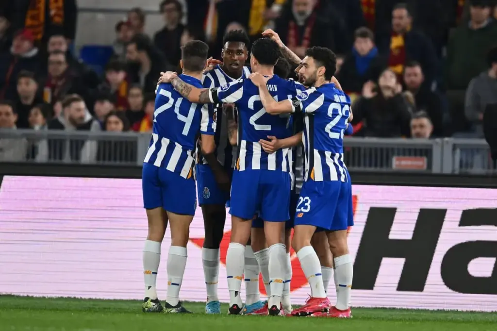 Porto vs Famalicão: A Clash of Current Form and Historical Rivalry