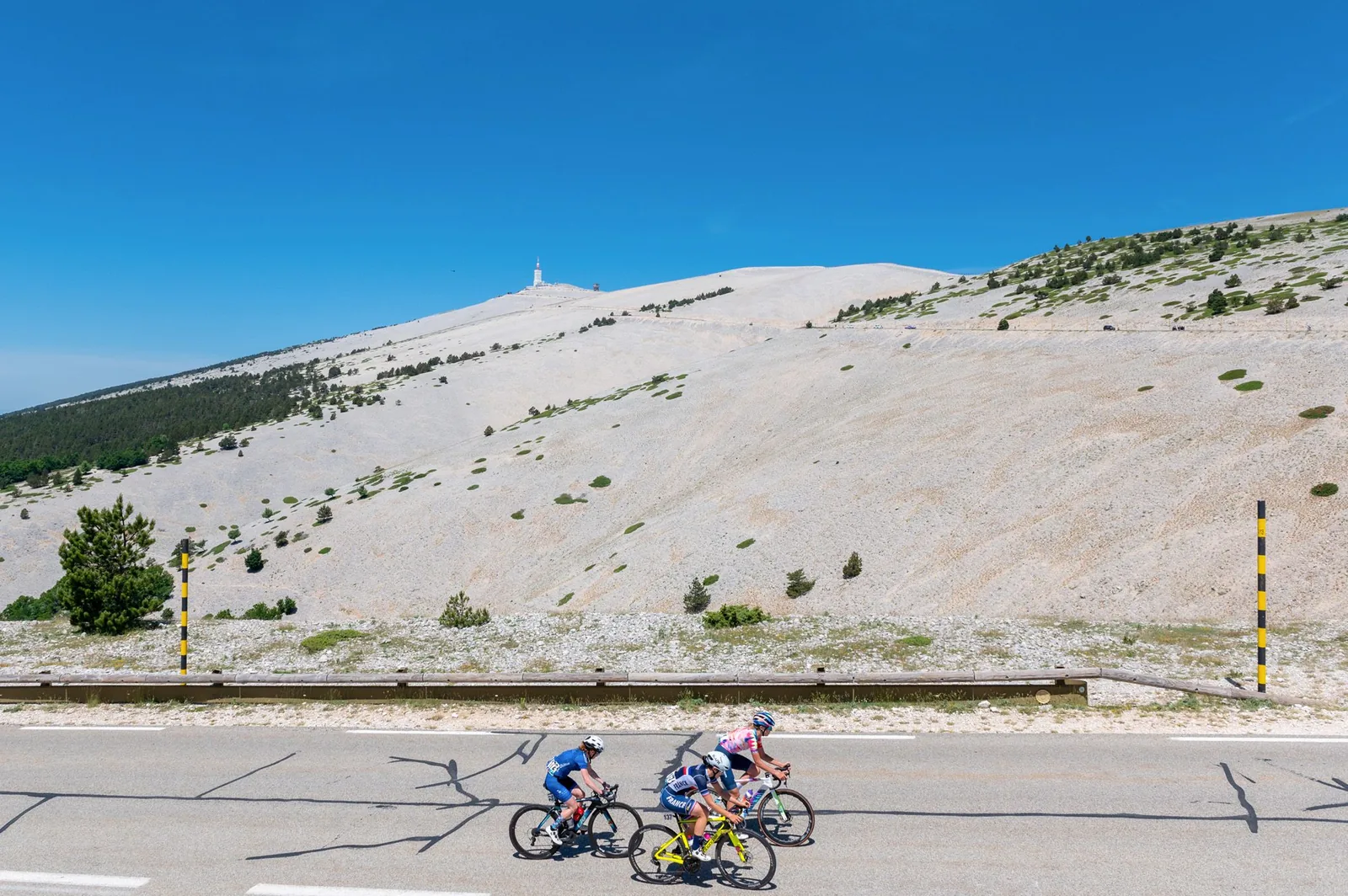 Tour de France Femmes: Katarzyna Niewiadoma-Phinney wins on Mont Ventoux to take overall lead