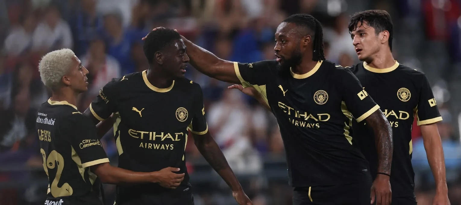 Lewis: Now I'm one of City's most experienced players! - Manchester City FC